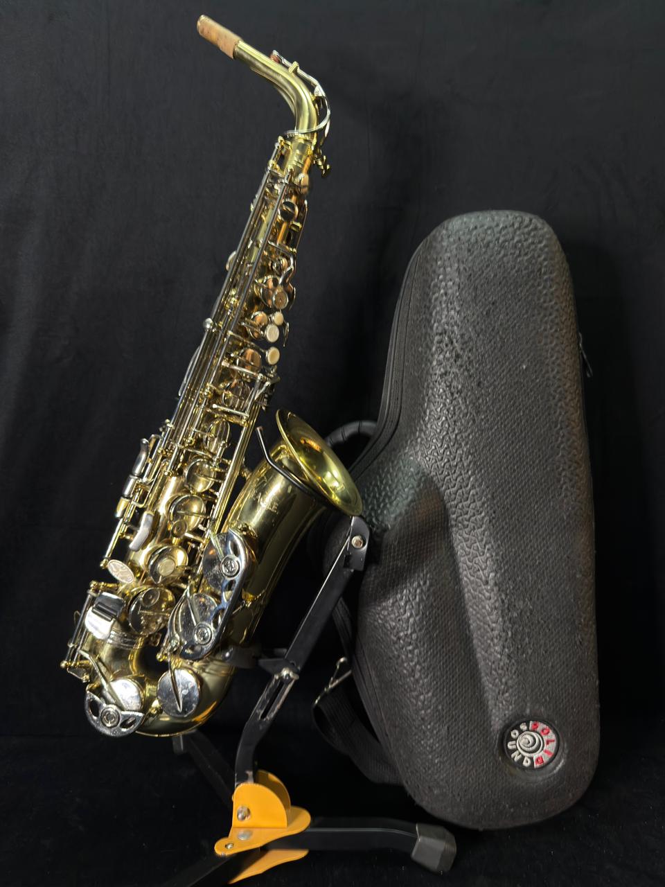 Saxofone Alto Eagle SA501 NQ - Usado