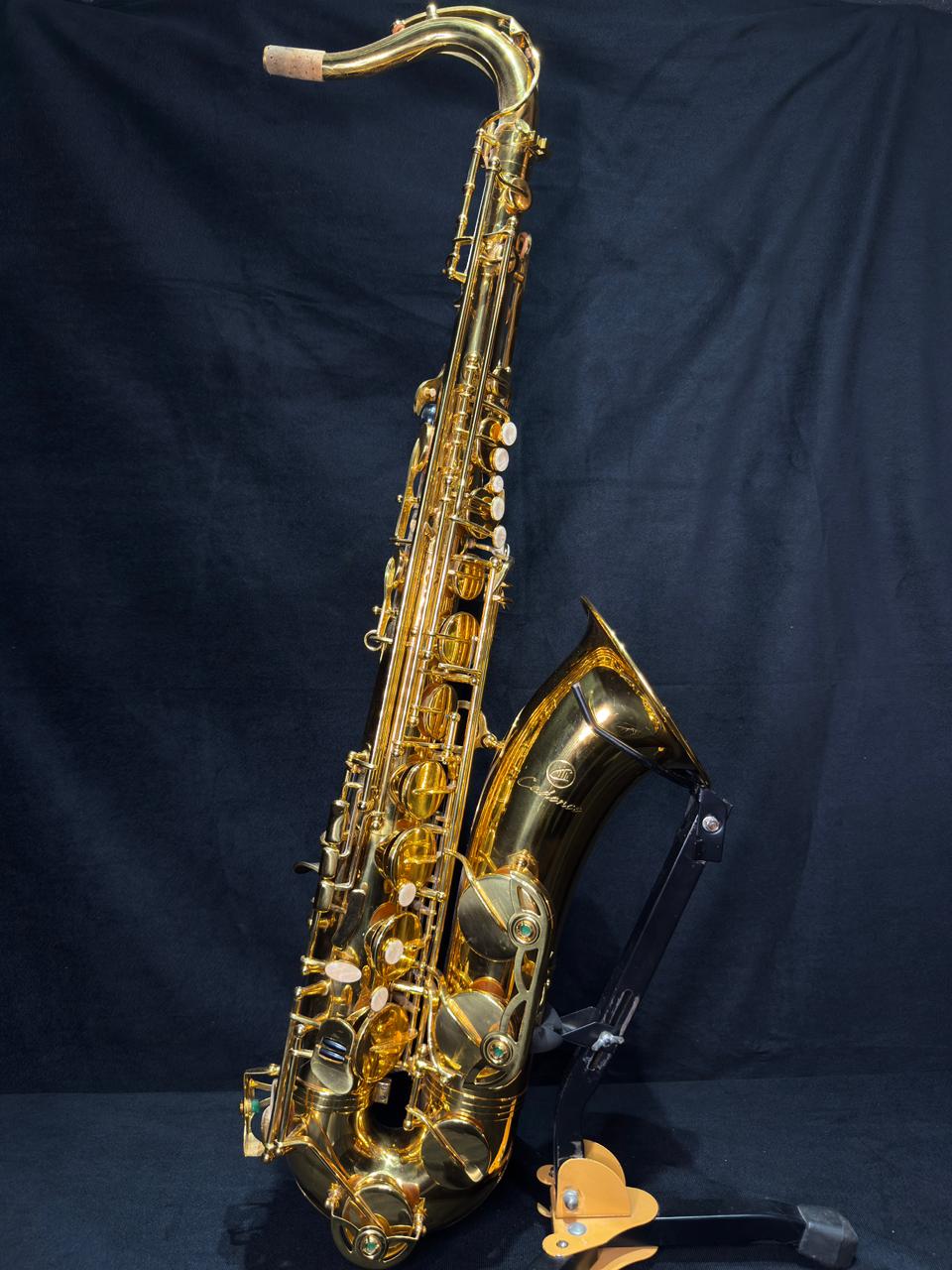 Saxofone Tenor Cadence - Showroom 
