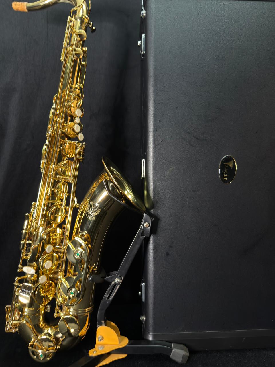 Saxofone Tenor Eagle ST503 - Seminovo 