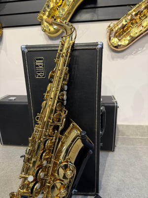 Saxofone Alto Jupiter 567 - Usado
