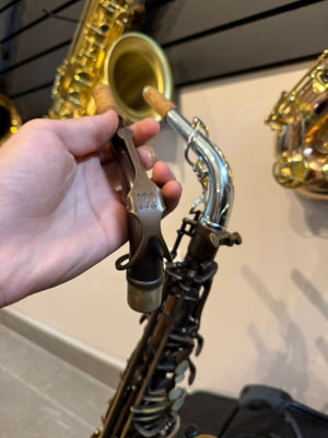 Saxofone Alto Magenthus - Usado