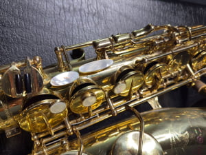 Saxofone Alto Yamaha 61 Logo Purple
