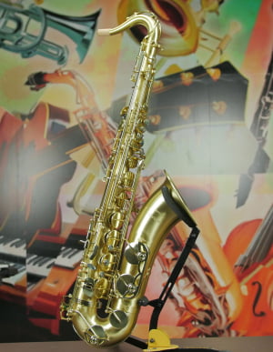 Saxofone Tenor Meridian Marcos