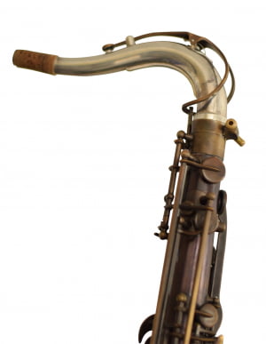 Saxofone Tenor Magenthus