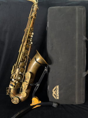 Saxofone Tenor Weril Desplacado - Usado
